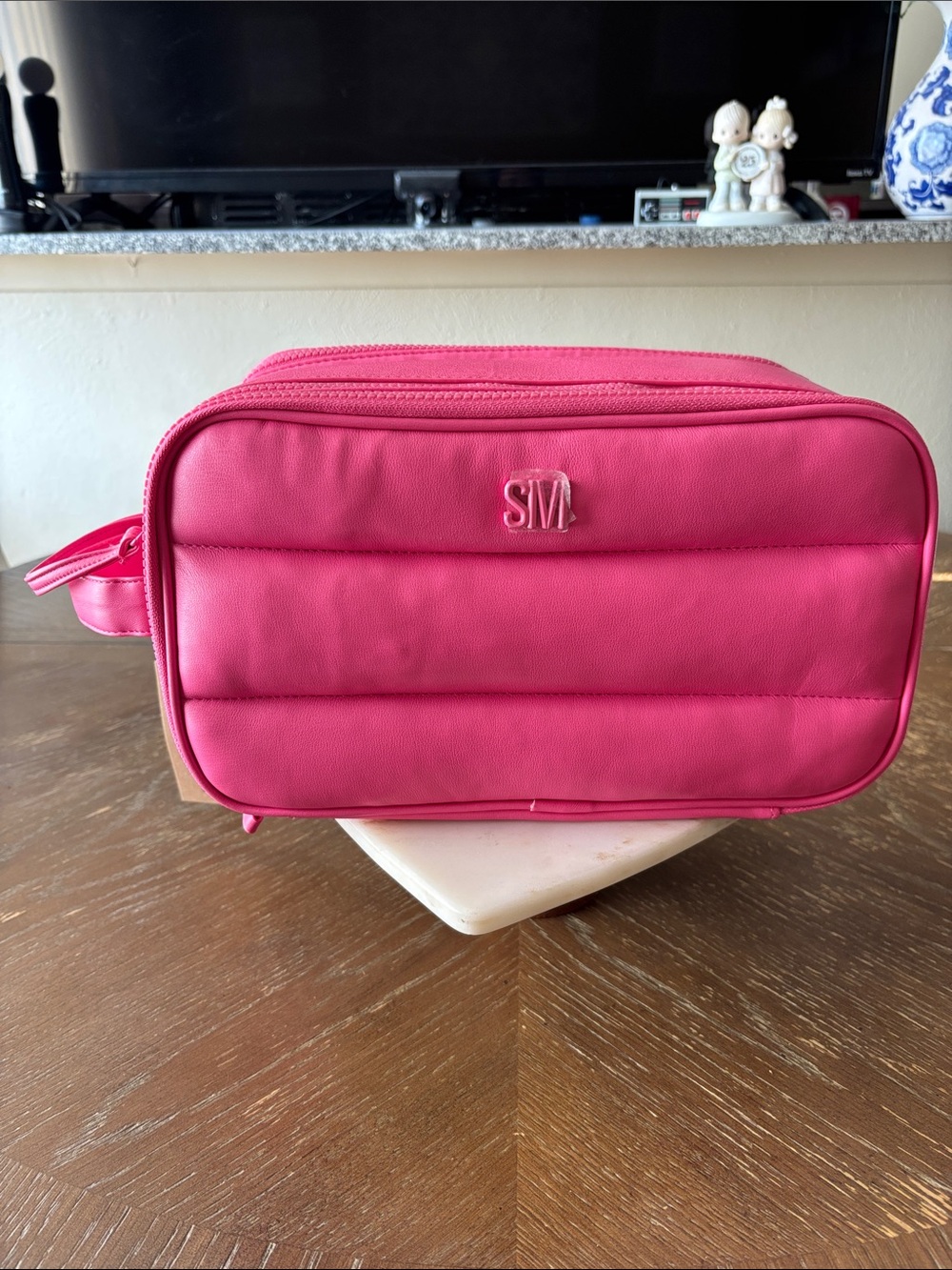 Steve Madden Pink Horizontal Quilt Triple Zipper Travel makeup bag
